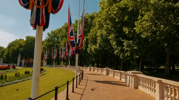 Buckingham Palace a Londra, Inghilterra, Regno Unito — Video Stock