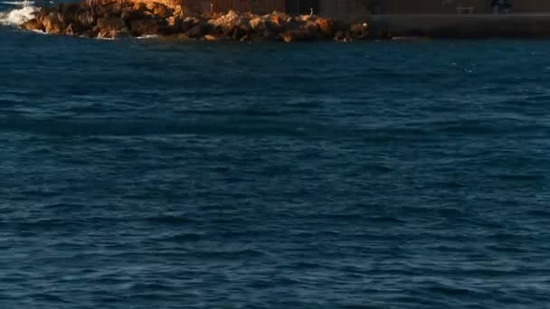 Chania Leuchtturm, Beton, Griechenland — Stockvideo