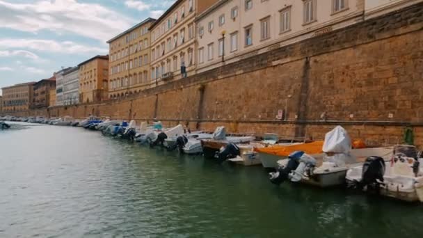De grachten van Livorno, Toscane, Italië — Stockvideo