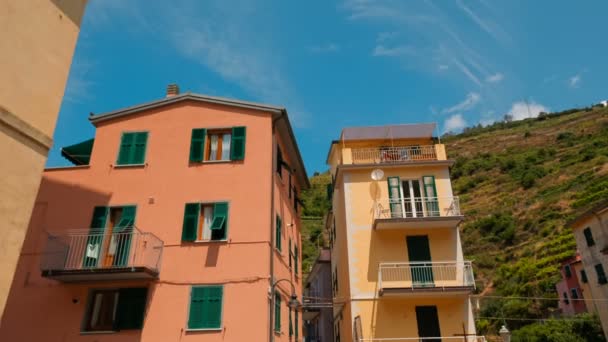 As ruas de Cinque Terre, Ligúria, Itália — Vídeo de Stock