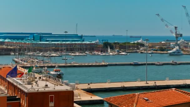 Centrum města Livorno a Port, Toskánsko, Itálie — Stock video