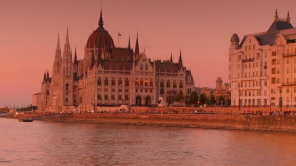 Ungarisches Parlament, Budapest, Ungarn — Stockvideo
