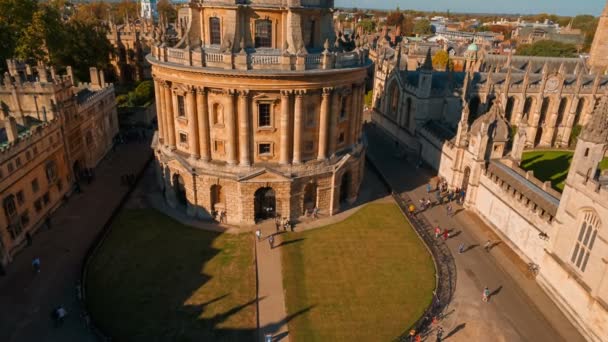 Oxford 2018 Aerial Shot University Oxford Radcliffe Camera All Souls — стоковое видео