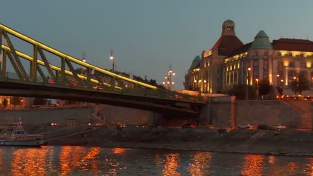 Boedapest Circa 2018 Vroege Avond Schot Van Vrijheidsbrug Donau Boedapest — Stockvideo