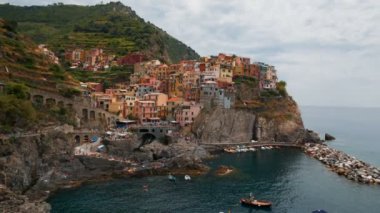 Panoramic Manarola köyü Cinque Terre, Liguria, İtalya, Unesco Dünya Mirası görüntüsünü kaydırma