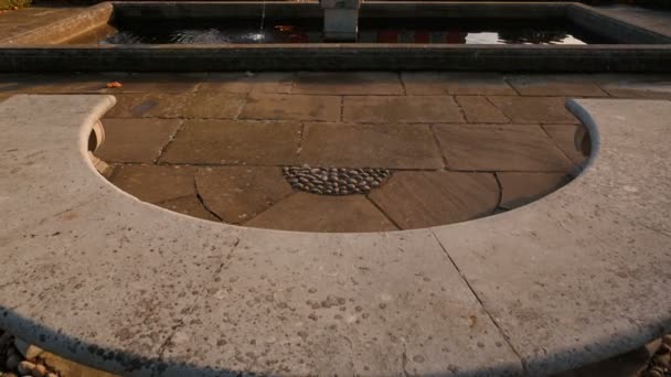 大约在 2018年 从皇后区花园看到的英国皇宫英国英国皇宫伦敦美丽的基乌宫的宽镜头 — 图库视频影像