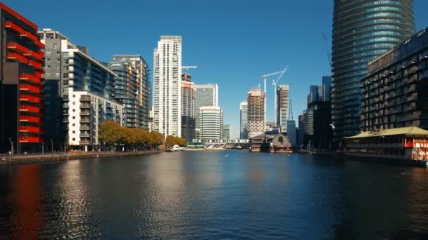 Londres Circa 2018 Vista Panorámica Del Muelle Millwall Londres Distrito — Vídeos de Stock