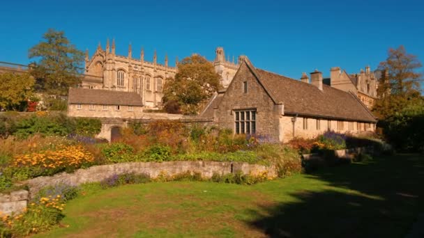 Oxford Circa 2018 Pov Rodó Largo Los Hermosos Jardines Christ — Vídeos de Stock