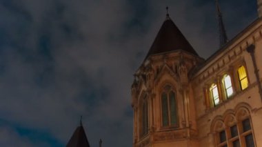 Adalet Londra, İngiltere, İngiltere'de Kraliyet mahkemeler
