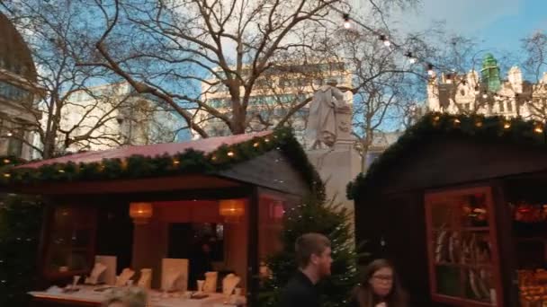 Leicester Square, Λονδίνο, Αγγλία, Ηνωμένο Βασίλειο — Αρχείο Βίντεο