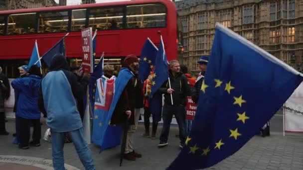 2019年 在伦敦威斯敏斯特举行示威的亲 留欧人的广角镜头 以阻止英国退出 — 图库视频影像