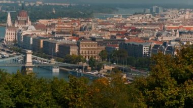 Geniş atış Macarca Parlemento Binası, ikonik bir dönüm noktası Macaristan ve Budapeşte'de popüler bir turizm