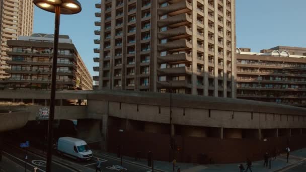 Barbican Merkezi, Londra, İngiltere, İngiltere — Stok video