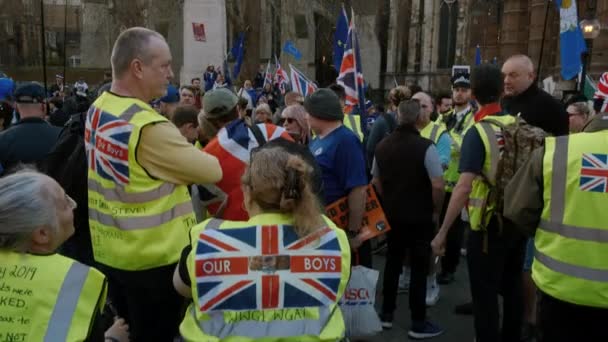 BREXIT - Dejar partidarios en Westminster, Londres — Vídeo de stock