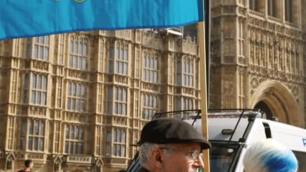 BREXIT - Apoiador pró-UE em Westminster, Londres — Vídeo de Stock