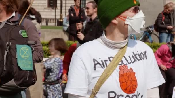 Demostración de rebelión de extinción del cambio climático en Londres, Reino Unido — Vídeo de stock