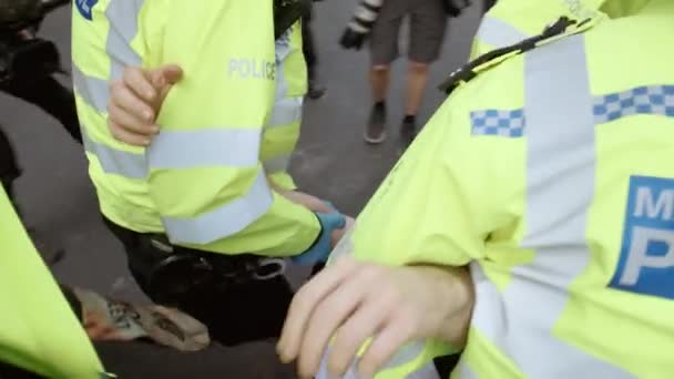 Demostración de rebelión de extinción del cambio climático en Londres, Reino Unido — Vídeos de Stock