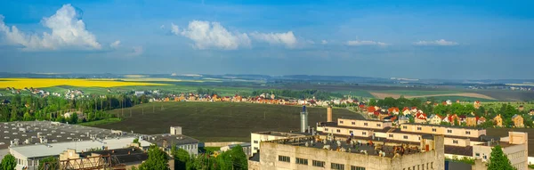 Panorama Fronteras Ciudad Tierras Cultivables Pueblo Cerca Campo Rapiña Floreciente — Foto de Stock