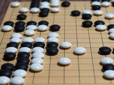 Go oyunun tüm dünyada zevk olduğunu.