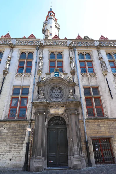 Famous place of worship -Jan van Eyckplein church in Bruges - Belgium — Stock Photo, Image