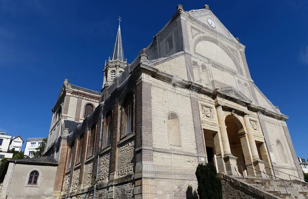 Fachada Catedral Notre Dame Trouville Sur Mer Estilo Romántico Baja —  Fotos de Stock