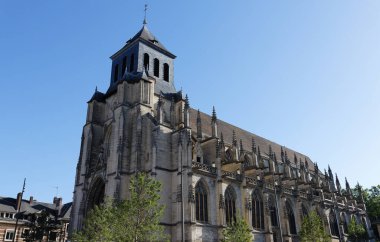 Saint Jacques Katolik Kilisesi 16. yüzyılın ilk yarısında, Lisieux, Normandiya Bölgesi, Fransa 'da inşa edilmiştir..