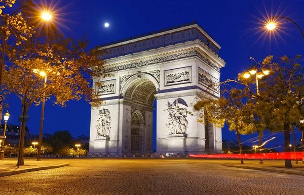 Triumphal Arch Είναι Ένα Από Πιο Διάσημα Μνημεία Στο Παρίσι — Φωτογραφία Αρχείου