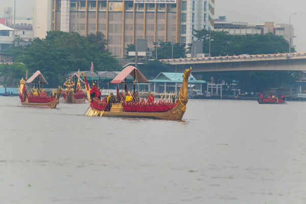 Rehearse a royal barge procession — Stock Photo, Image