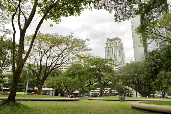 Grüner Park Makati Philippinen — Stockfoto