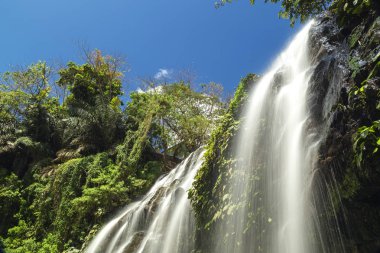 Antipolo eyaletinde Şelale