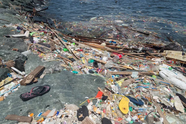 Manila Filipinas Mayo 2019 Contaminación Plástica Oceánica Costa Bahía Manila — Foto de Stock