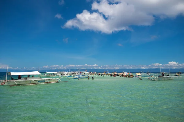 博霍尔 菲律宾 2019 维尔京蓬格图岛岛岛屿跳岛旅游 著名的旅游景点 — 图库照片
