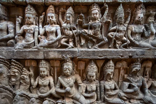 Snidade Bas Relief Design Väggmålningar Ett Tempel Angkor Wat Complex — Stockfoto