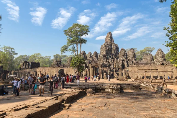 Siem Reap Kambodja Januari 2017 Grupp Turister Som Går Runt — Stockfoto