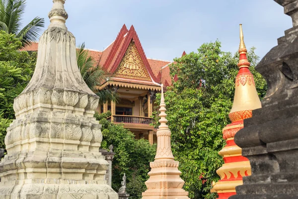 Jardim Pagode Colorido Templo Preah Prom Rath Siem Reap Camboja — Fotografia de Stock