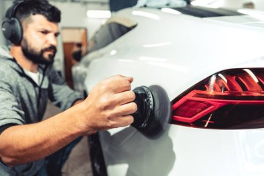 Araba tamir cilası. Nanoteknoloji ile özel hazırlıkların uygulaması