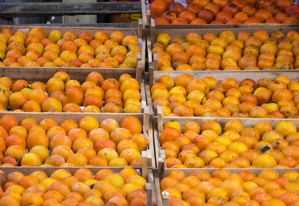 Caixas Fruta Madura Oriental Caqui Diospyros Kaki Mercado Cidade — Fotografia de Stock