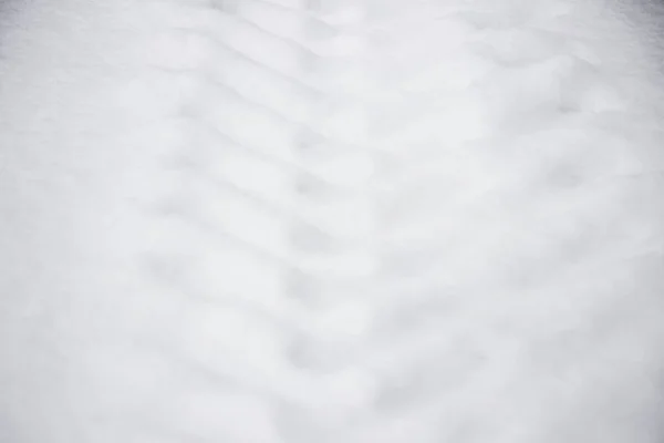 Χειμερινό Τοπίο Μετά Από Χιονόπτωση Πίστα Τρακτέρ Και Χιονοστιβάδες Απομάκρυνση — Φωτογραφία Αρχείου