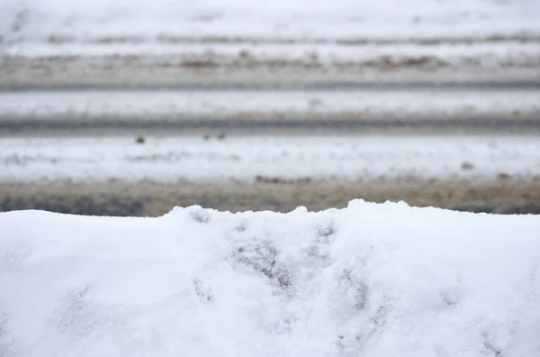 Problem Efter Snöfall Snö Stadsvägen Snögröt — Stockfoto