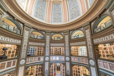 San Francisco, California - 5 Haziran 2018: San Francisco Columbarium iç.