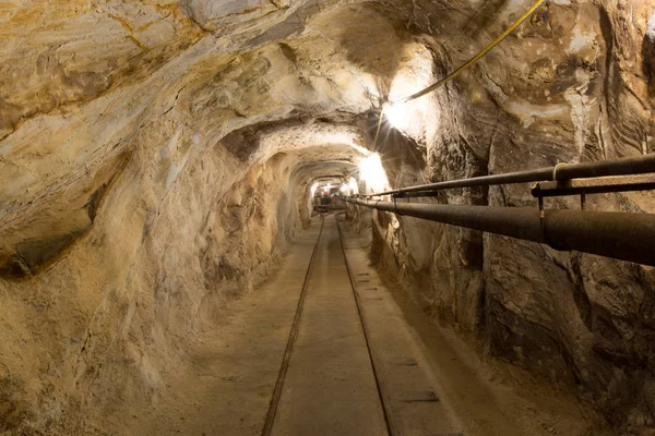ブラック ダイヤモンド地域 Preserve Solano カリフォルニア アメリカ合衆国の内部ヘーゼル アトラス鉱山 — ストック写真
