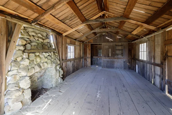 Dentro Una Cabaña Troncos Abandonados Wilder Ranch State Parks Santa — Foto de Stock