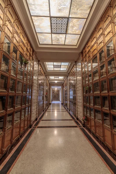 Oakland Californië December 2018 Mausoleum Columbarium Corridor Mountain View Begraafplaats — Stockfoto