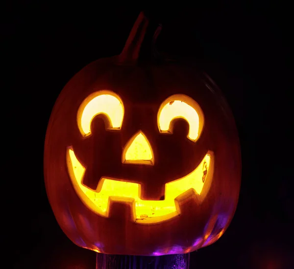 Jack Lantern Pumpa Glödande Mörkret Halloween Säsongen Dekorativa Snidade Plast — Stockfoto