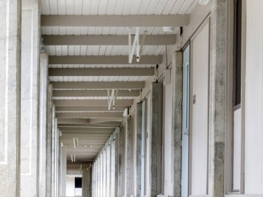 San Francisco Bay Area, Kaliforniya 'daki Lisedeki Boş Koridor