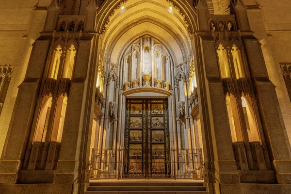 Πόρτες Ghiberti Πύλες Του Παραδείσου Του Καθεδρικού Ναού Grace Nob — Φωτογραφία Αρχείου
