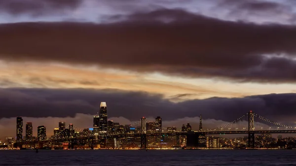 Dramatic Sky Sobre Centro San Francisco Vía Port View Park —  Fotos de Stock