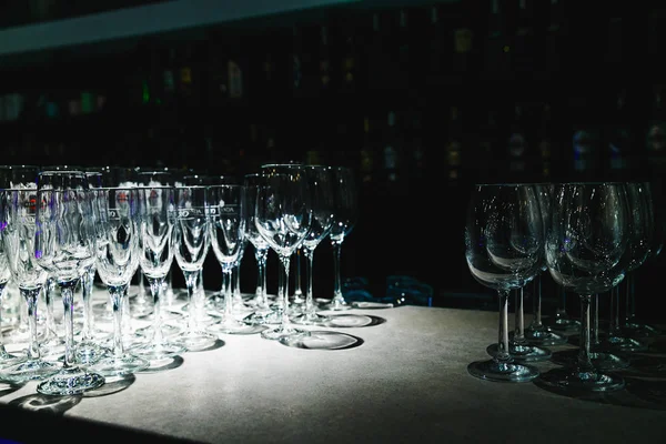 Wine Glasses Kitchen Counter — Stock Photo, Image