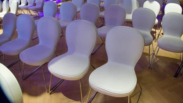 Some Multiple Rows White Chairs Audience — Stock Photo, Image