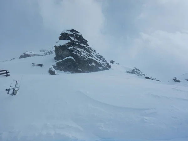 オーストリアの冬のアルプスの美しい Skitouring — ストック写真